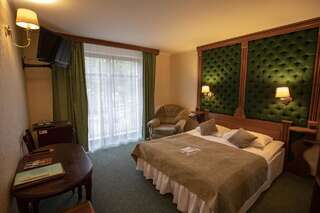 Отель Pegasa Pils Spa Hotel Юрмала Улучшенный двухместный номер с 1 кроватью-2